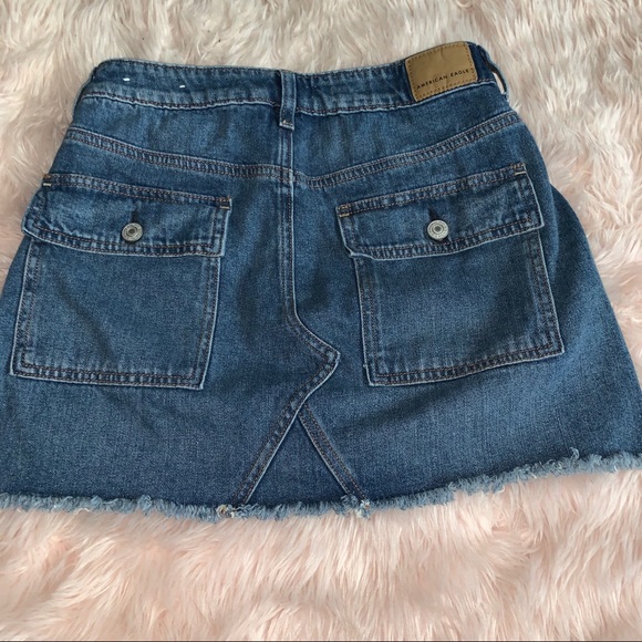 American Eagle jean skirt with pockets - Picture 7 of 8